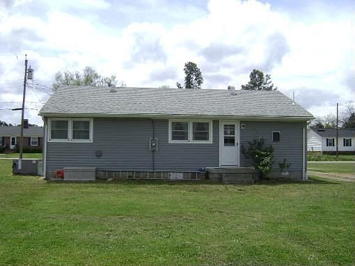 5th image of 1204 Weiss St