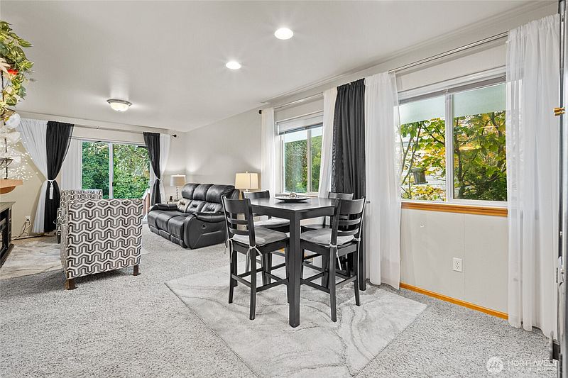 5th image of 1223 Spruce Circle #B