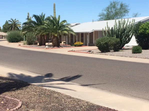 10812 W Camelot Cir, Sun City, AZ 85351