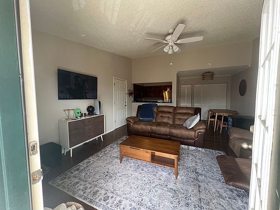 4th image of 120 15th St E APT 519