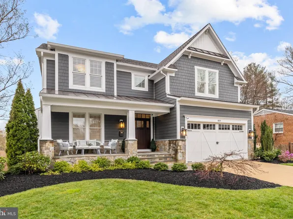 809 Meadow Ln SW, Vienna, VA 22180
