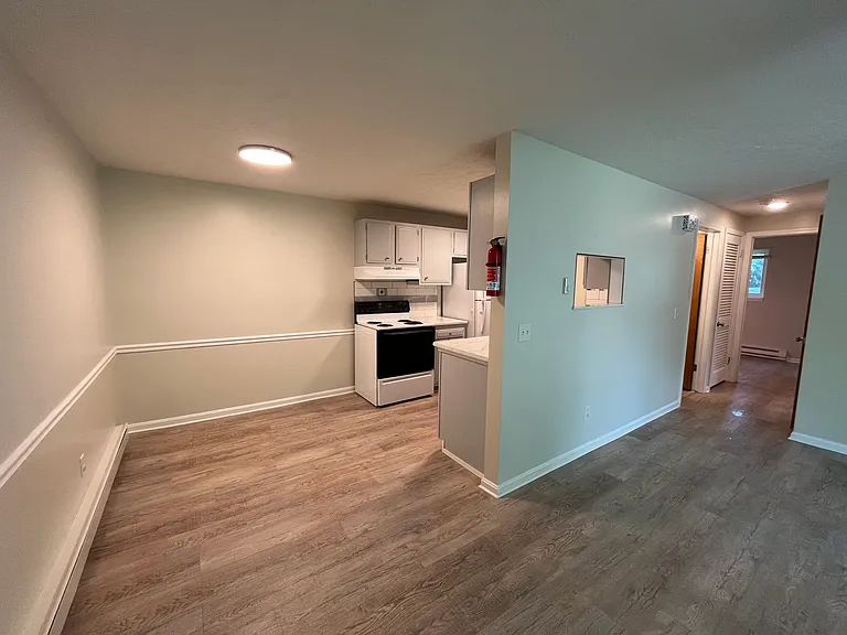 1005 Johnson St #6 — Photo 4