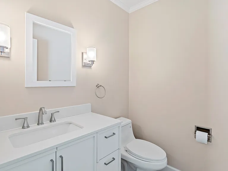 642 Toyon Dr — Photo 28