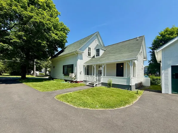 52 Calais Avenue, Calais, ME 04619