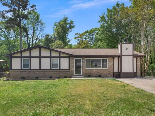 10 Glenn Burnie Dr, Stockbridge, GA 30281