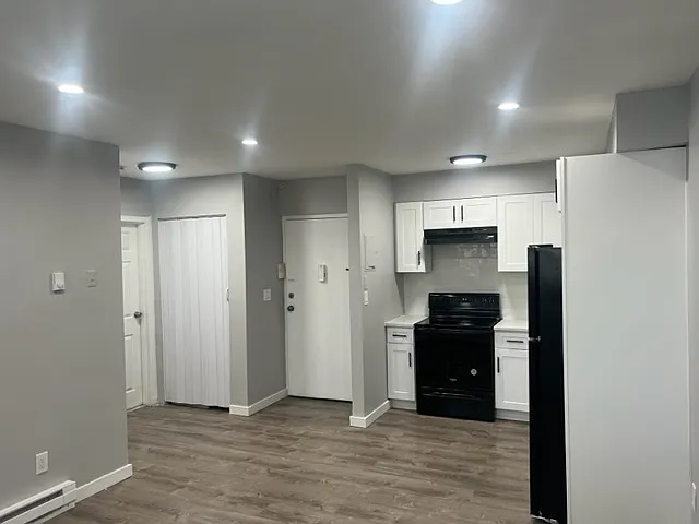 156 S Munn Ave — Photo 3