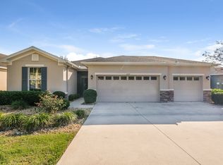 6222 Twin Bridges Dr, Zephyrhills, FL 33541