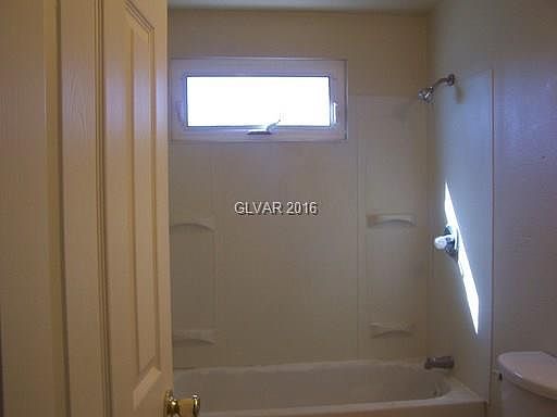 5th image of 1800 Ward Dr