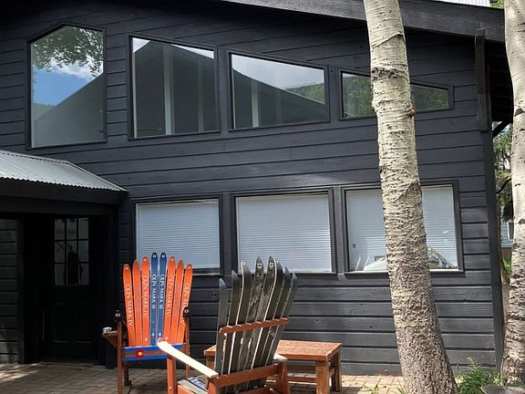 3rd image of 729 Maroon Ave