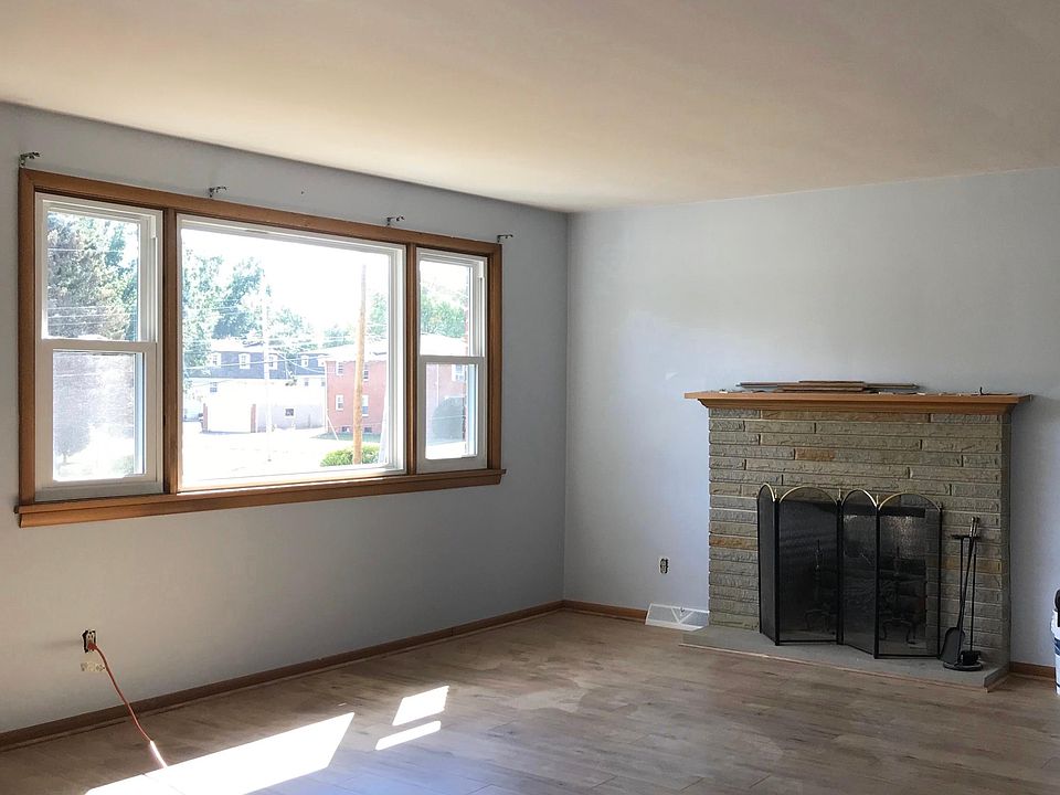 1st image of 7126 Glendale Ave