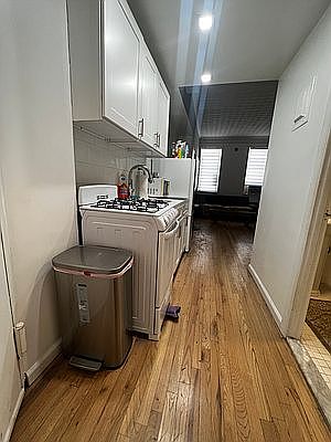 3rd image of 148 Sullivan St #1