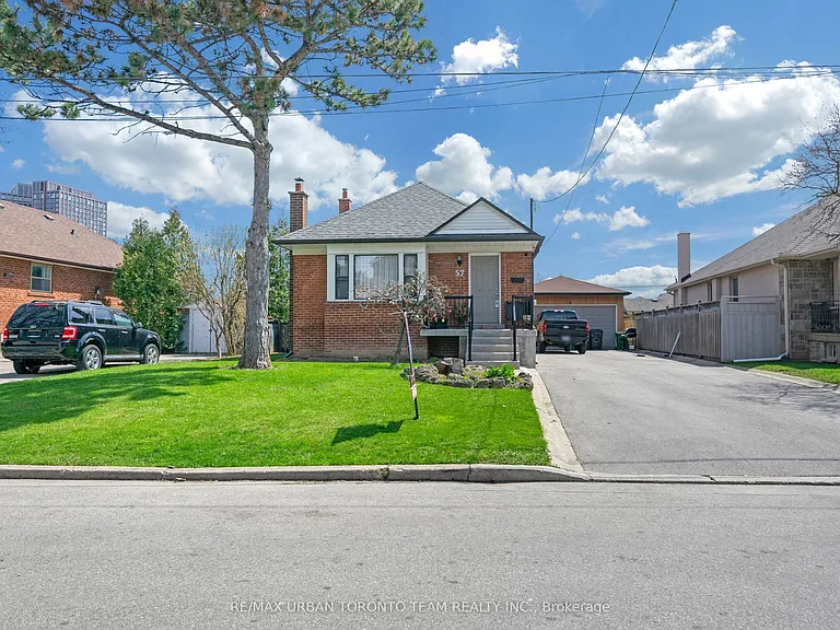 57 Westdale Dr #2 — Photo 18