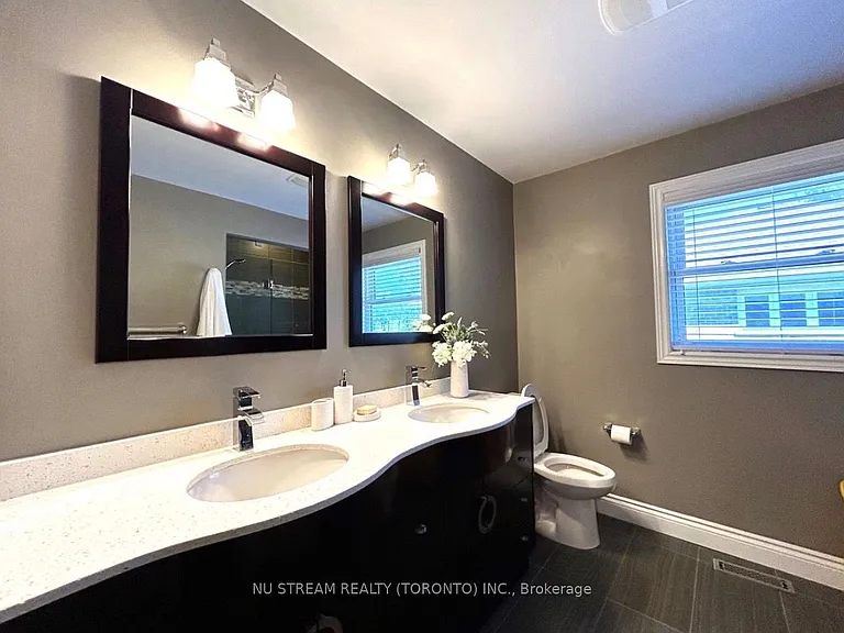 31 Ashfield Dr — Photo 32