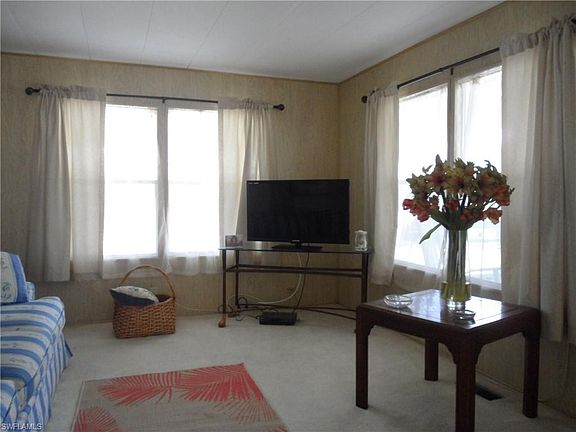 5th image of 26165 Princess Ln