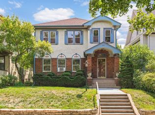 1074 Goodrich Ave, Saint Paul, MN 55105