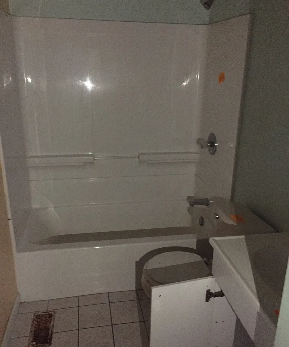 3 bed, 2.5 bath, 1395 sqft, $2,600 — Photo 4