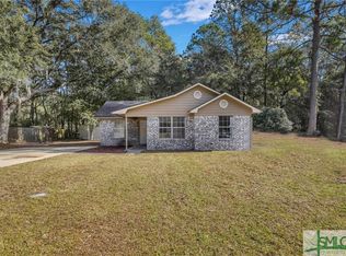 32 Bass Rd, Allenhurst, GA 31301