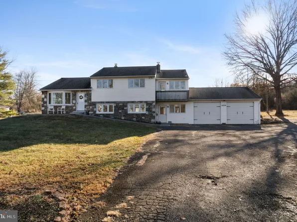 1237 Seven Corner Rd #H, Perkasie, PA 18944