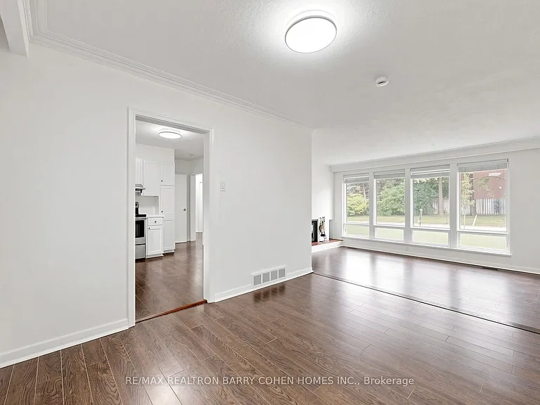3 Greengate Rd — Photo 12