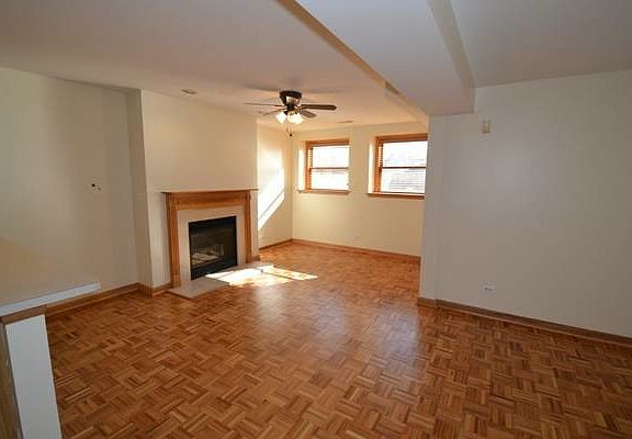 5th image of 974 W Cuyler Ave APT Gdn
