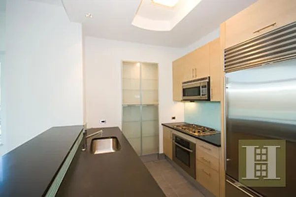Sold by Halstead Real Estate | media 6