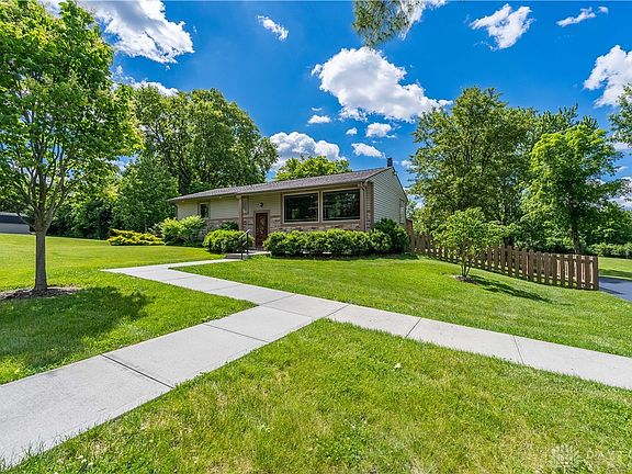 2nd image of 4424 Bonnie Brae Ave