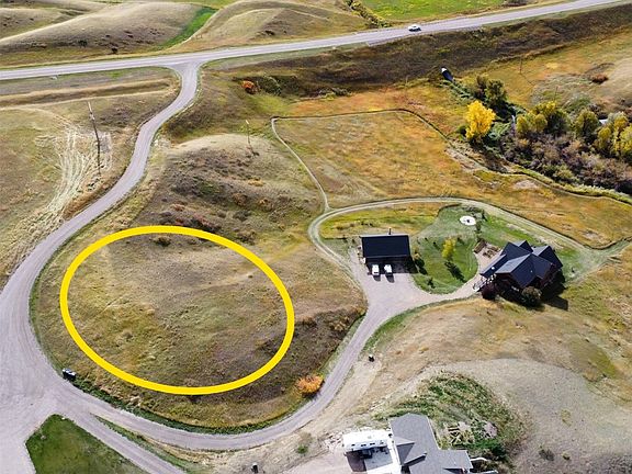 4th image of 15 Box Elder Ln