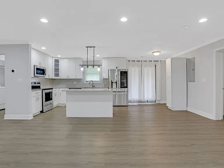 3436 Pinehill Dr — Photo 12
