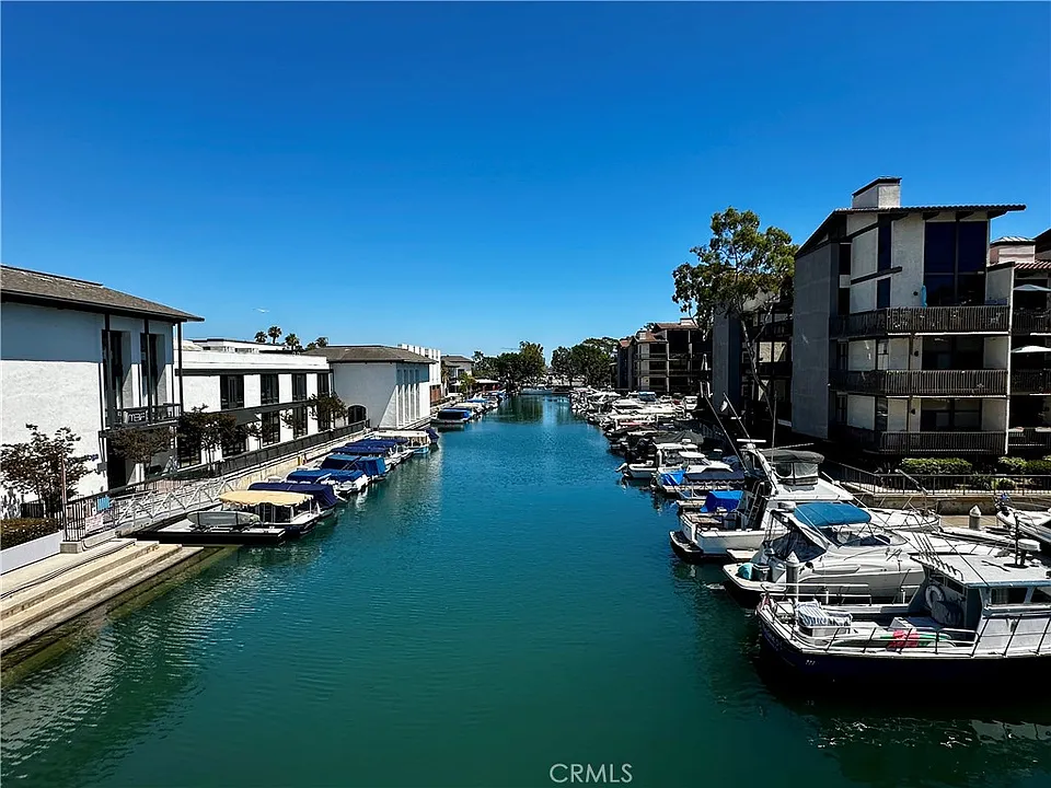 7212 Marina Pacifica Dr N