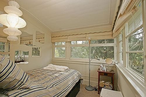 Treehouse setting!