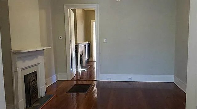 935 Louisa St — Photo 7