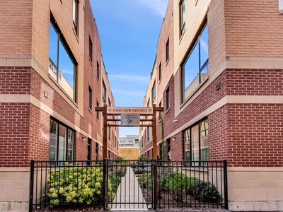 111 Home Ave UNIT 10, Oak Park, IL, 60302