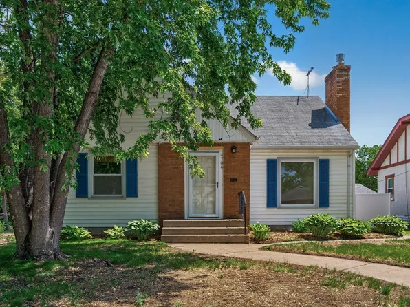 4706 Girard Ave N, Minneapolis, MN 55430