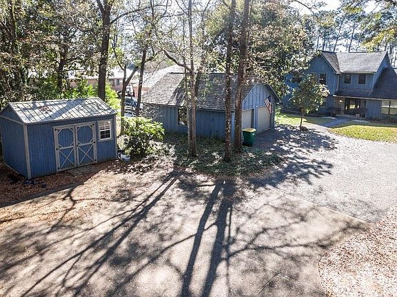 3rd image of 103 Sadler Ct