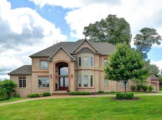 801 Chapel Hill Ct, Gibsonia, PA
