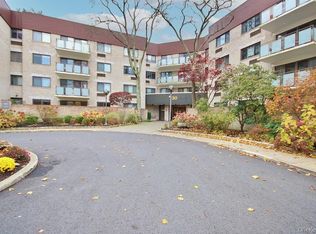 30 Greenridge Avenue #3G, White Plains, NY 10605