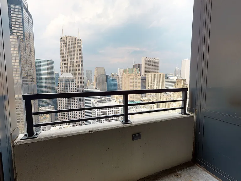 W Van Buren St — Photo 12