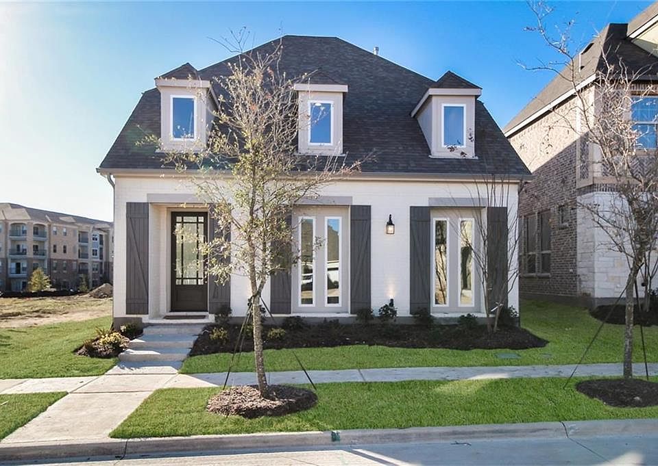 1st image of 7016 Royal View Dr