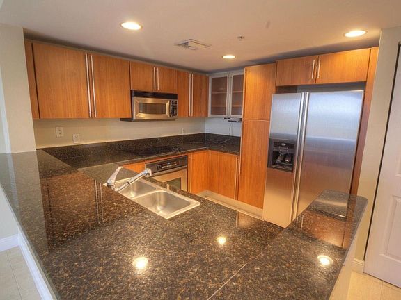 2nd image of 610 Clematis St APT 315