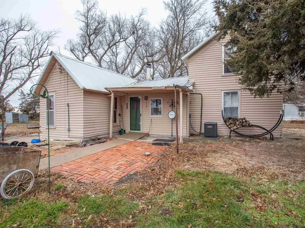 451 309th Rd, Glenvil, NE 68941