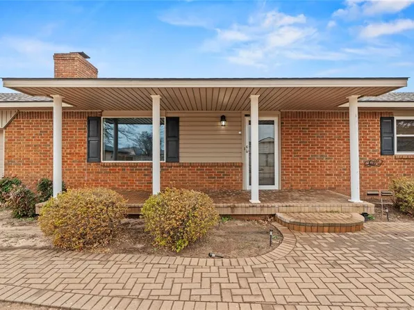 1509 S 10th St, Kingfisher, OK 73750