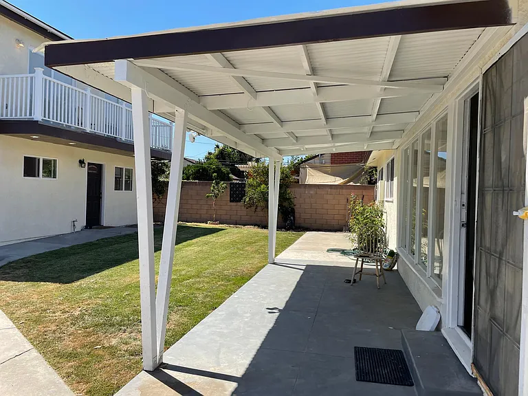 2325 Stearnlee Ave — Photo 12