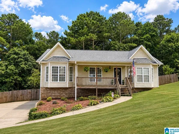 45 Olivia Dr, Trussville, AL 35173