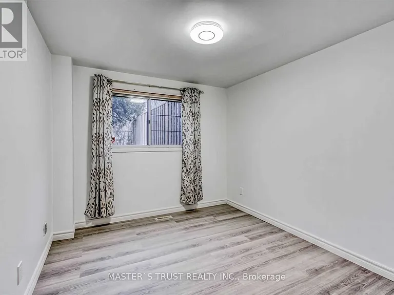 1473 Freeport Dr #MAIN — Photo 13