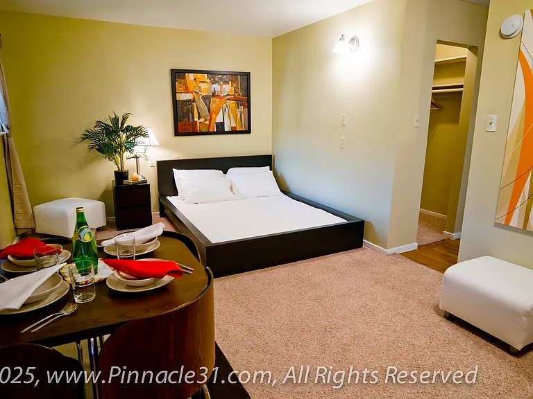 Pinnacle 31 — Photo 21