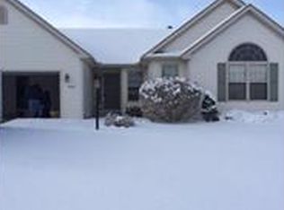 903 Trailway Dr, Champaign, IL