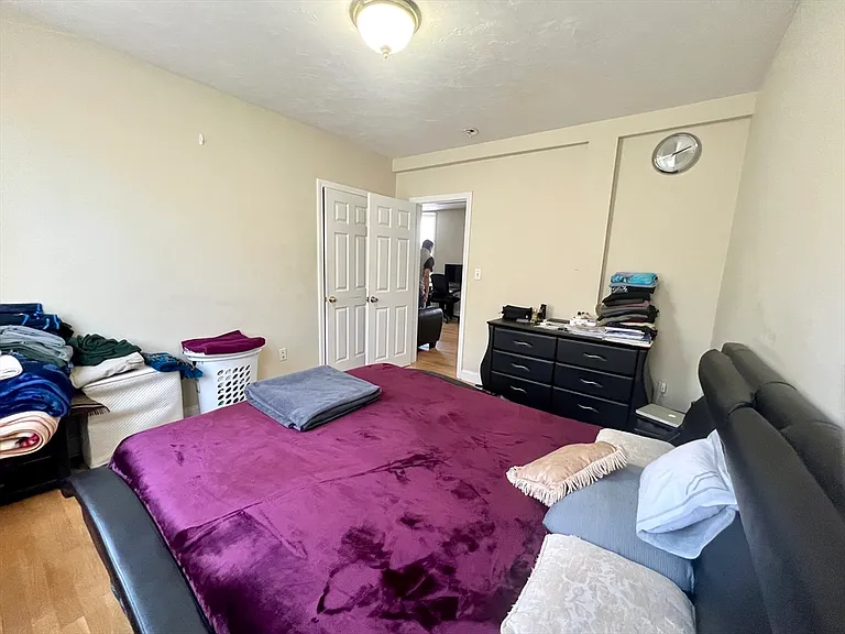 150 Sumner St #1 — Photo 10