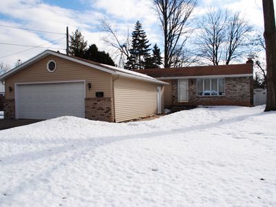 909 E Harrison St, Appleton, WI, 54915