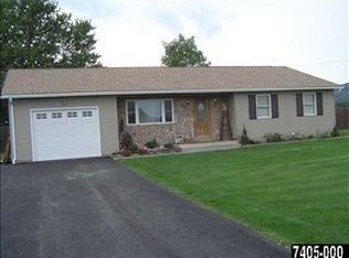 32 Carrolls Tract Rd, Fairfield, PA 17320