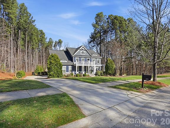 2nd image of 215 Streamwood Rd